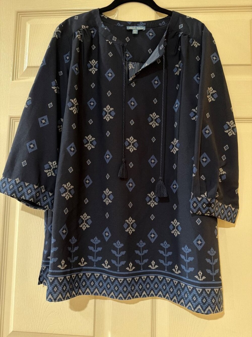 Fleur Bleue Womens XL Boho Tunic Top With Tassels Navy Blue Geometric Floral Pri